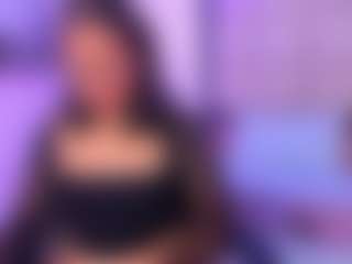 Live cam show with AlissBloom - Camel Toe on Camsoda