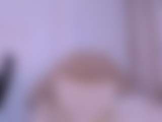 Live cam show with AlissBloom - Camel Toe on realtime-chat