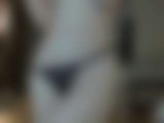 Live cam show with angelcakee - Brown Hair on Latina Girls
