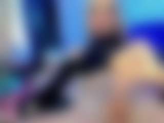 Live cam show with camila-valkyrie - Smoking on slutload