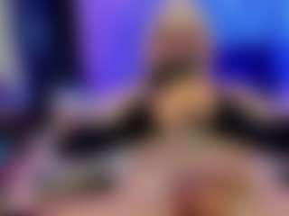 Live cam show with camila-valkyrie - Smoking on Soda Cam