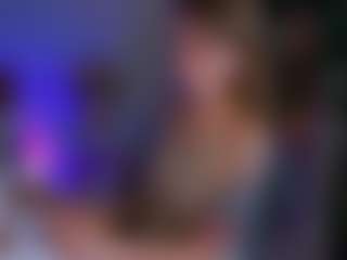 Live cam show with crystalkris - Big Tits on AdultVida.com