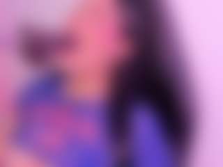 EMMAA-WALTON's Live Sex Cam Show