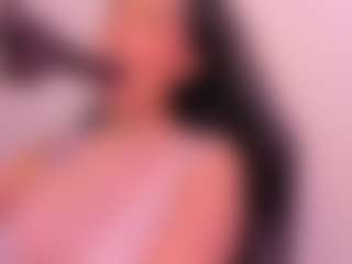 EMMAA-WALTON's Live Sex Cam Show