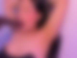 EMMAA-WALTON's Live Sex Cam Show