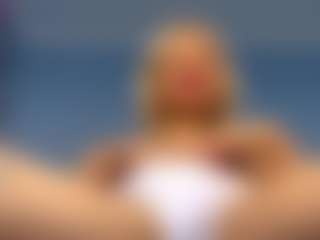 Live cam show with EvaMester - Blonde Hair MILF on livesuperchat.net