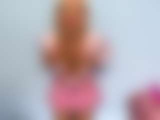EvaMester MILF webcam performer live streaming