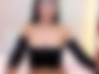 Live cam show with Hanna-karter - Skinny on googirlz