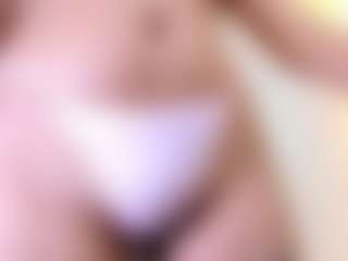 Live cam show with Hanna-karter - Shaved Pussy on googirlz