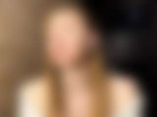 Live cam show with IrmgardFitzrandolph - Oil on Instabang