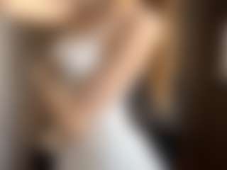 Live cam show with IrmgardFitzrandolph - Green Eyes on Camsoda