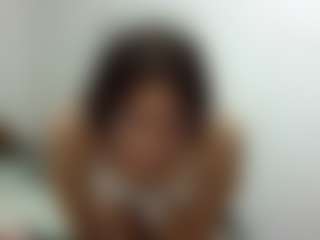 Live cam show with Isis-Fem - Average on Streamer API