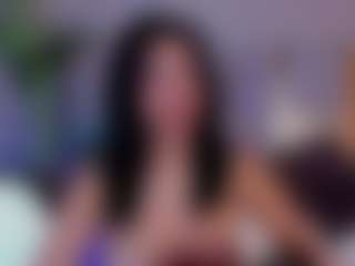 Live cam show with Karin-Fg - Petite on Nude Live Now