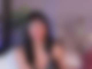 Live cam show with Karin-Fg - Petite on livesuperchat.net