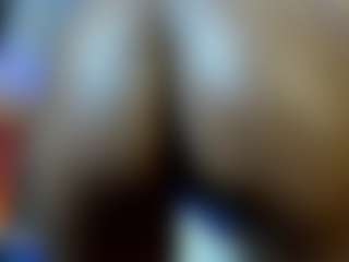 Live cam show with Karin-Fg - Black Petite on camtv