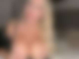 Live cam show with Liz566 - Mature on chickslive.net