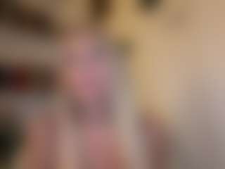 Live cam show with Liz566 - Blonde Hair on xDating