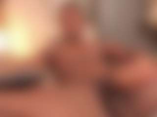 lucanalruiz21's Live Sex Cam Show
