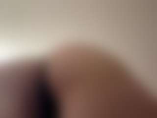 MarioVandewater MILF webcam performer live streaming