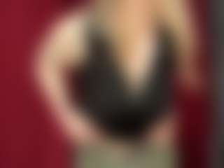 MarioVandewater MILF webcam performer live streaming