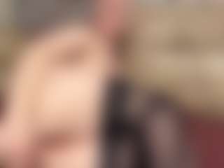 Live cam show with MarioVandewater - Blonde Hair Curvy on Camsoda