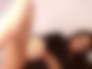 Live cam show with melani03bear - Double Penetration on TeamSkeetLive