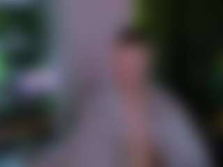 Live cam show with mike-crist1 - Portuguese on CamwithHer