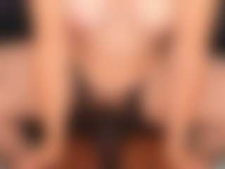 sophie-yefry's Live Sex Cam Show