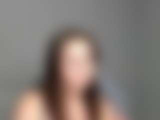 Live cam show with Sunrosee - Body Massage on CamClone