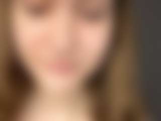 Live cam show with Natalie - Lesbian on AdultVida.com