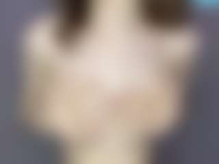 Live cam show with Natalie - Striptease on Fapmatic.com