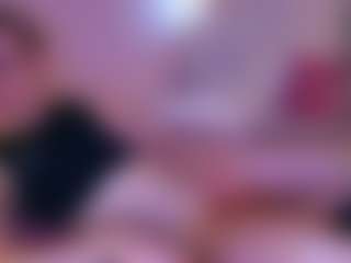 Live cam show with WilliamJensen - Brown Hair on Camsoda