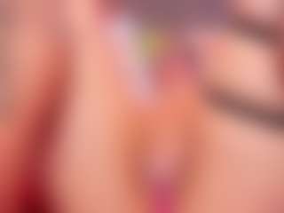 Live cam show with AliiceVance - New BBW on Camming Site