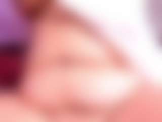 Live cam show with AliiceVance - Public Curvy on https://playwithruby.com