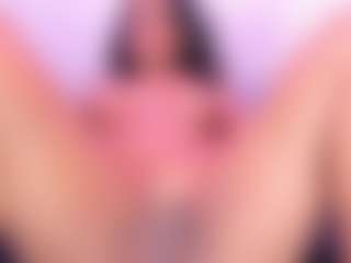 Live cam show with CamilleWest - Black Big Ass on AdultVida.com