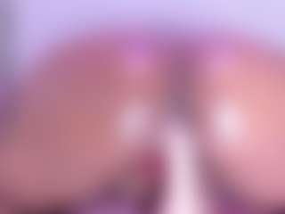 Live cam show with CamilleWest - Average on Camsoda Late Night
