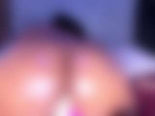 Live cam show with CamilleWest - Gamer Ebony on Camsoda | colombia