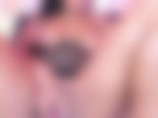 Live cam show with CamilleWest - Black Fetish on chickslive.net