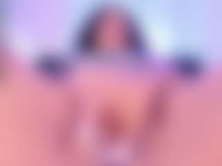 Live cam show with CamilleWest - BBW Ebony on livesuperchat.net