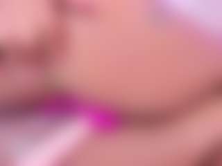 Live cam show with CamilleWest - Hairy Pussy on xxxlivecams.org