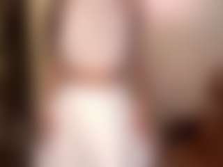 Live cam show with DianeCare - Green Eyes on hrnylive.com
