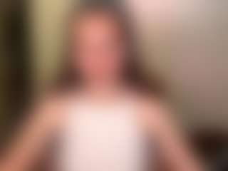 Live cam show with DianeCare - Green Eyes on Soda Cam
