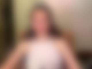 Live cam show with DianeCare - Bedroom on SxyPornLive