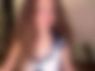 Live cam show with DianeCare - Foot Fetish on Dolls Live