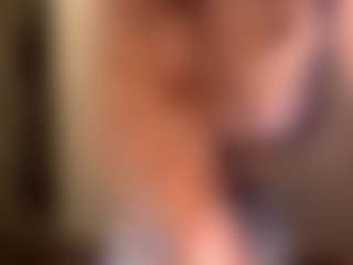 Live cam show with DianeCare - Athletic on TeamSkeetLive