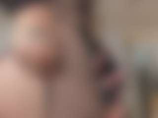 IrinaSiilver's Live Sex Cam Show