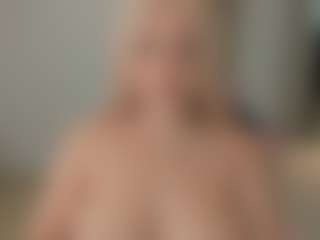 IrinaSiilver's Live Sex Cam Show