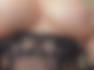 IrinaSiilver's Live Sex Cam Show