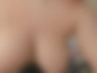 IrinaSiilver's Live Sex Cam Show