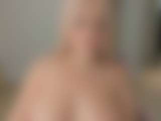 IrinaSiilver's Live Sex Cam Show